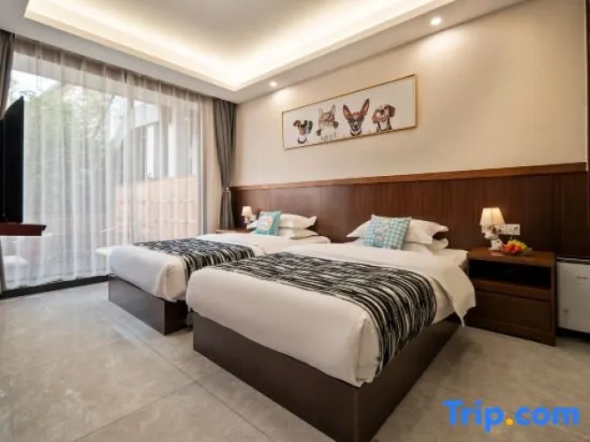 Standard room with garden view