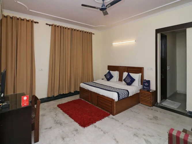 OYO 15202 Kanny Residency