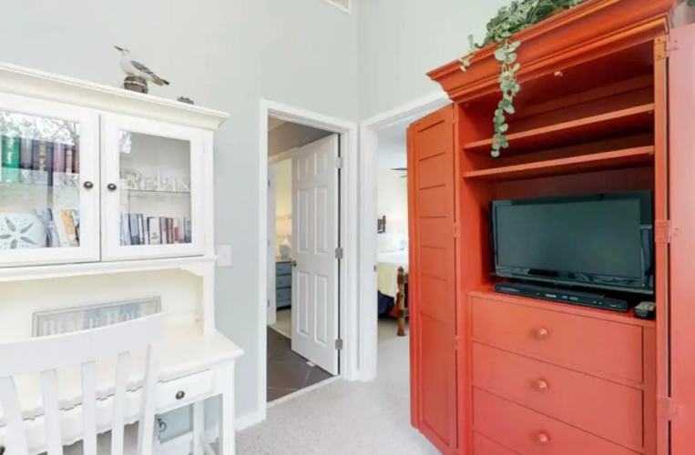 280 Turnberry Village