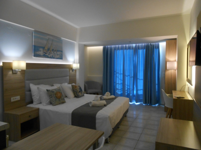 Aristo Apartments