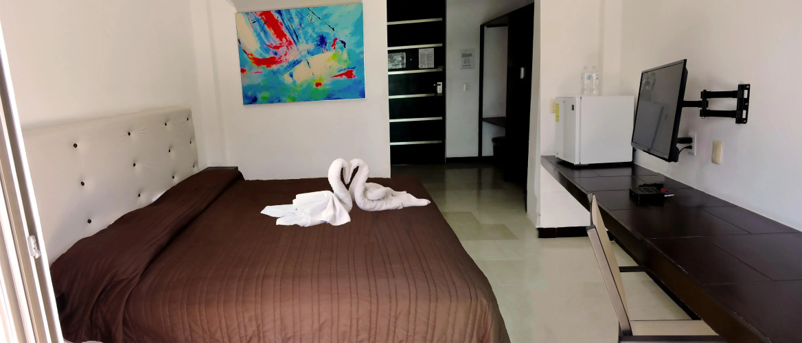 Hotel Plaza Playa - Near Playa del Carmen Main Beach