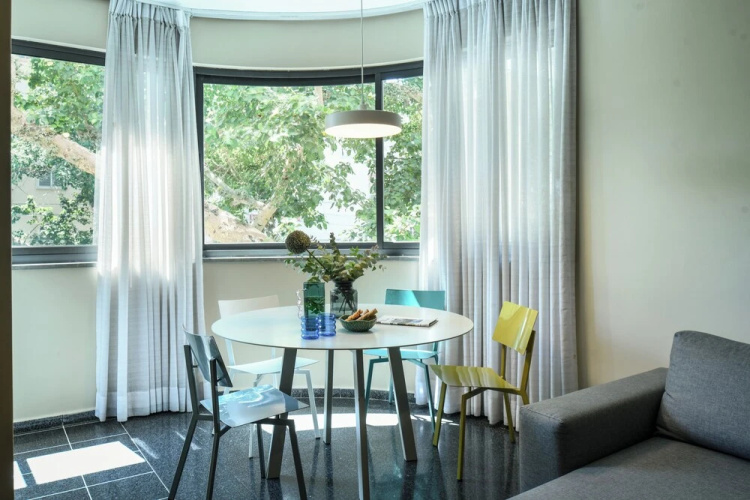Elegant 1BR Dizengoff Apt by Sea N' Rent