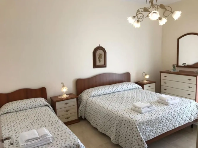 1 Bedroom Apartment with sea view