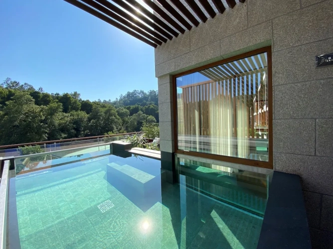 Premium Double Suite with balcony