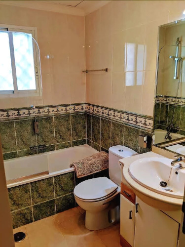 Spacious Neuva Andalucia 2 bed Apt