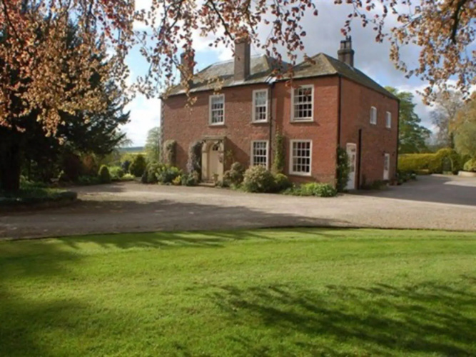 The Wold Cottage - B&B