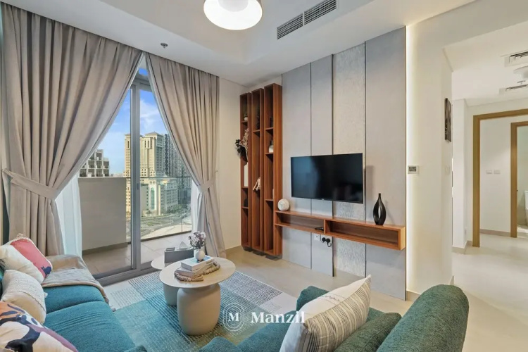 1BR Apt Near Downtown with Skyline Views