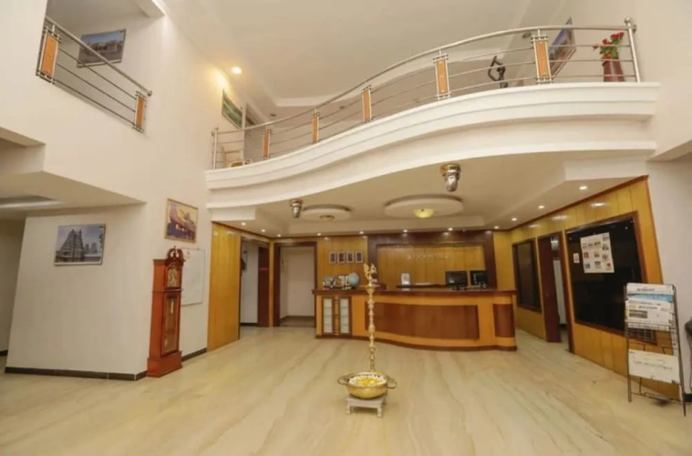 Hotel Queen Palace