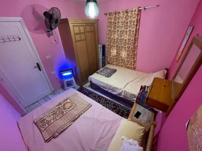 2 Bedrooms Apartment