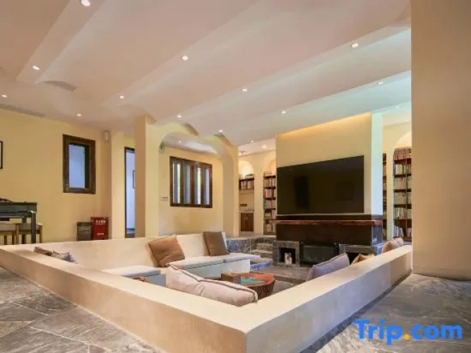 5 Bedrooms Standard room