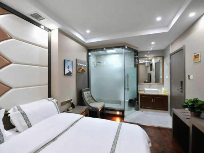 Lanzhou Hehuixin Theme Hotel