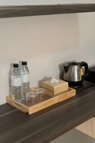 We resident Hotel
