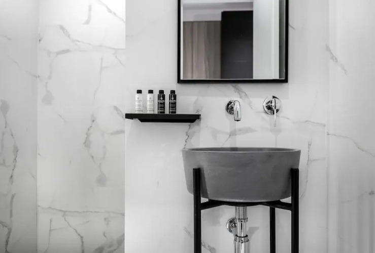 Elysan Urban Stays