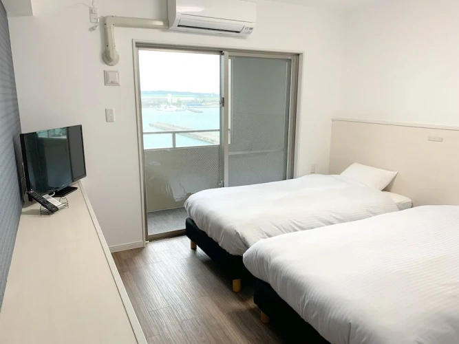 2 Bedrooms Family Apartment with ocean view
