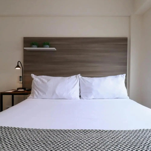 w Beautiful 1BR w AC Near Central Restaurante