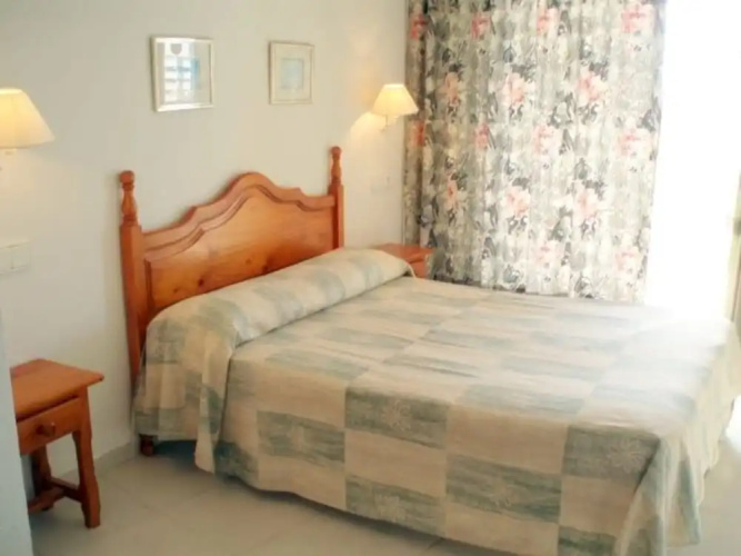 Apartamentos Royal 35