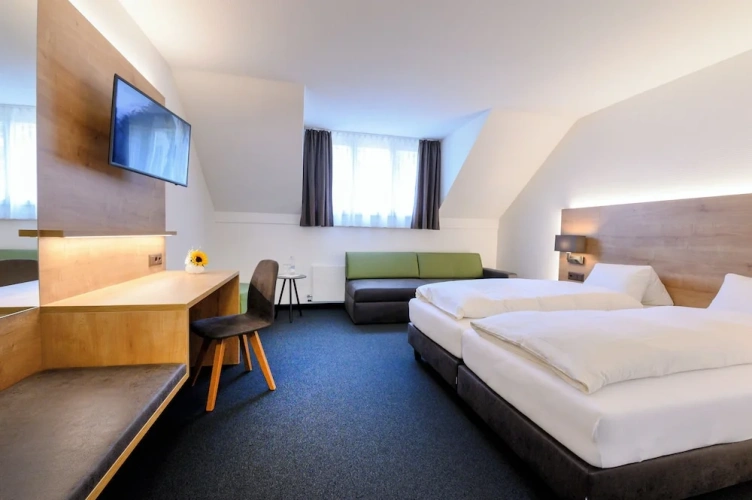 Superior Quadruple room