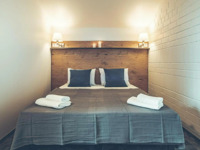 Railway Apartments and Hotel