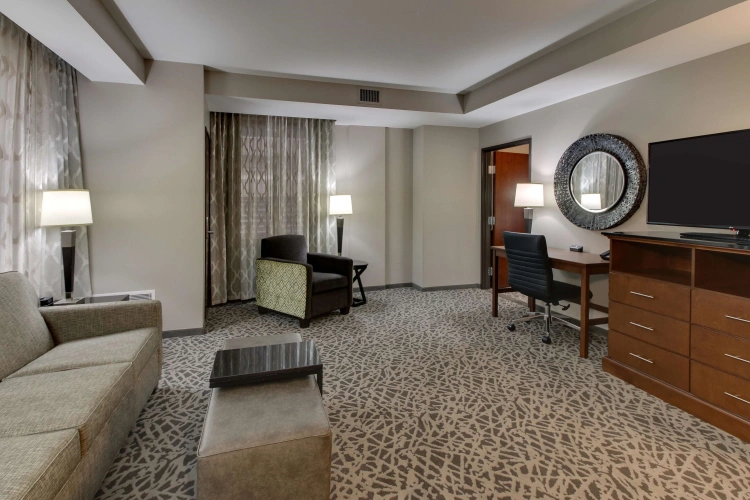 2 Bedrooms Double Suite