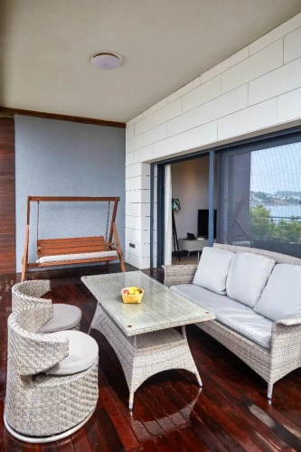 3 Bedrooms Villa with balcony