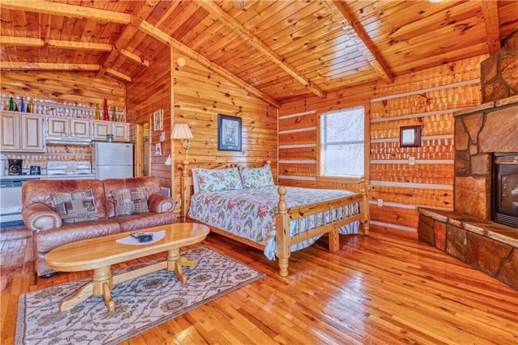 Sweet Heart - Studio Cabin