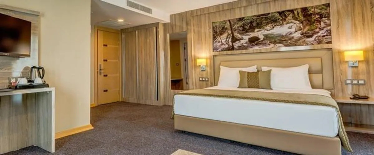 Kaynesia Hotel