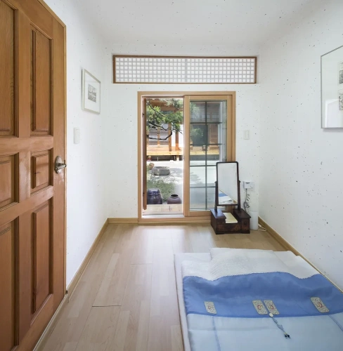 Standard Quadruple room with view
