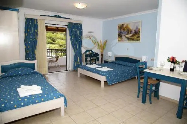 Helen Apartments & Studios