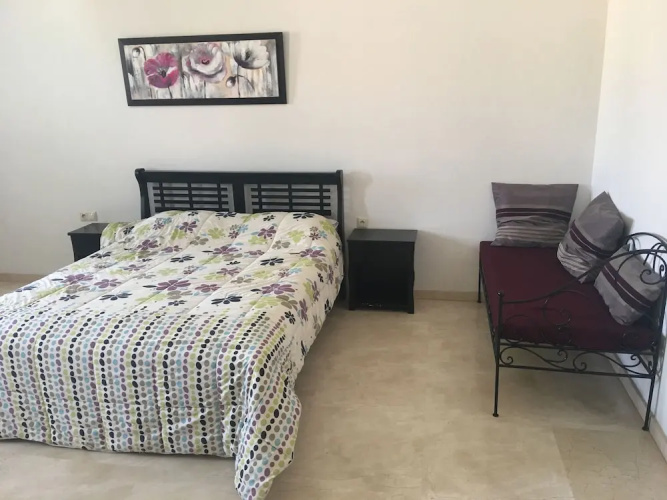 Spacious Comfortable Villa Ref T72024