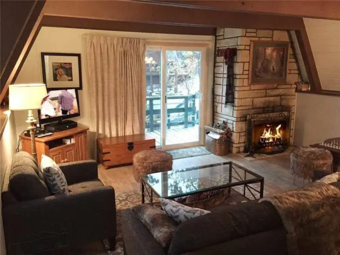 Bear Snugglin' By Big Bear Cool Cabins