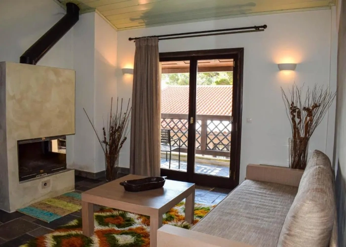 Deluxe Suite with balcony and with view