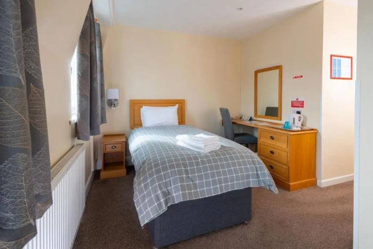 Standard Single room
