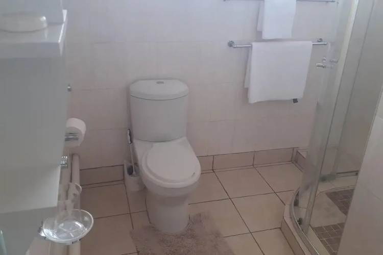 Spacious Executive Holiday Apartment In Bulawayo