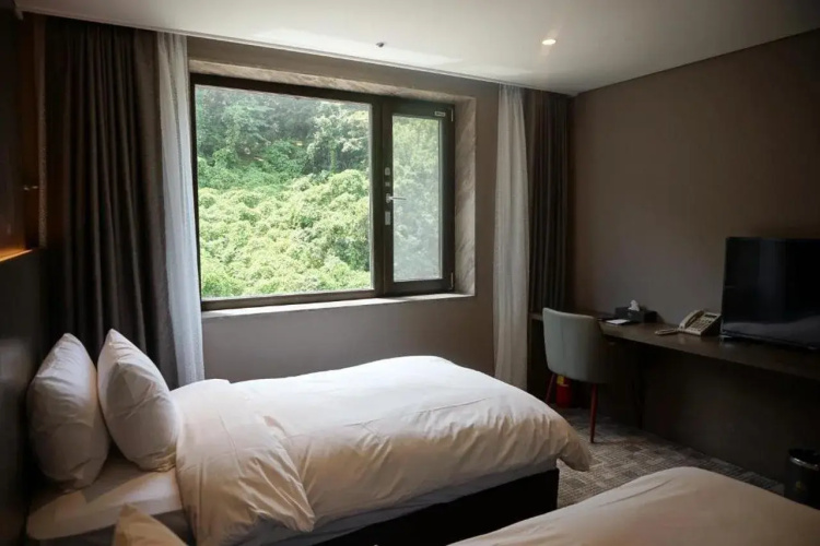 Mudeungpark Hotel