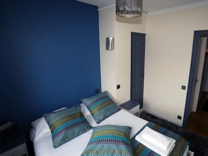 1 bedroom with elevator in downtown Annecy