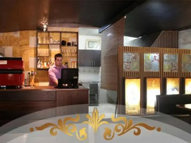 Naderi Ahwaz Hotel