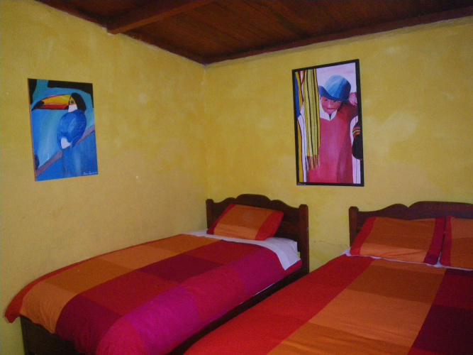 La Casa Amarilla