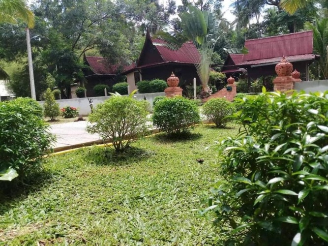 1 Bedroom Bungalow with view