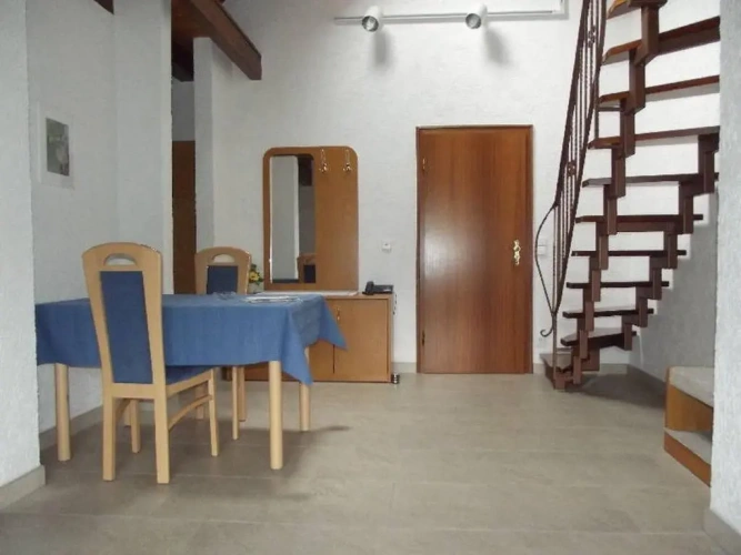 1 Bedroom Apartment with balcony