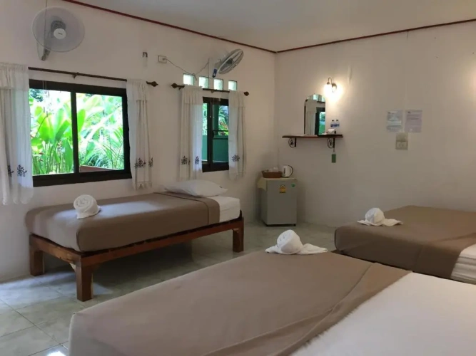 Economy Quadruple room
