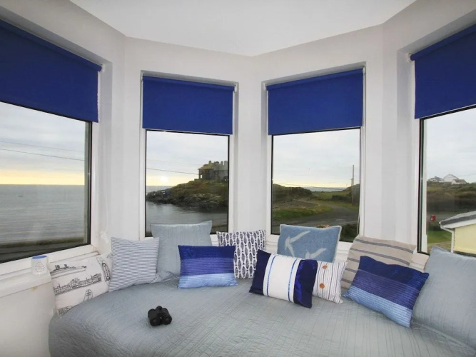 Min Y Mor Trearddur Bay