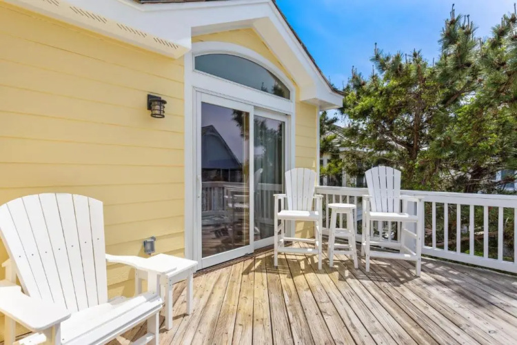 6155 Designed to Please Water Views