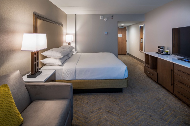 DoubleTree by Hilton Madison East photo 7
