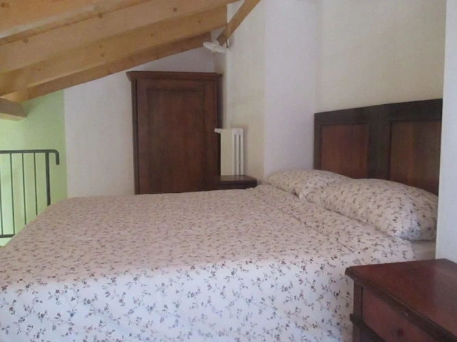 1 Bedroom Attic Apartment