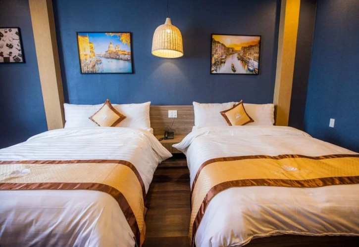 Hoa Sen Hotel 103