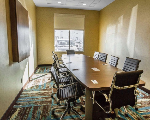 Comfort Inn And Suites Calgary Airport North photo 14