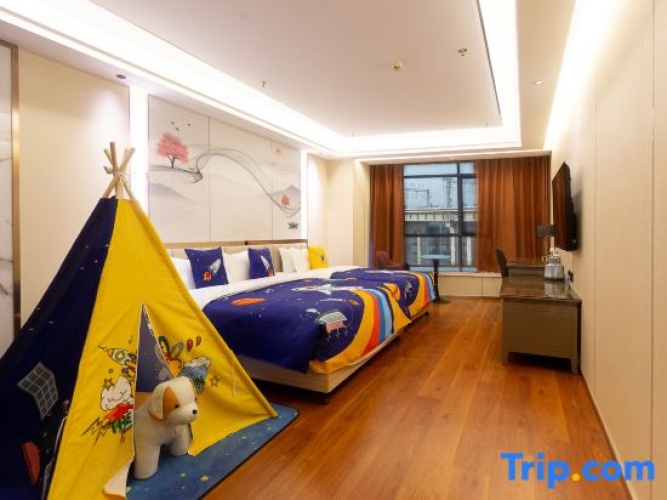 Deluxe Double room with garden view