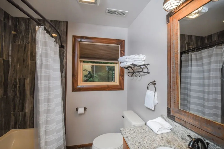 Hemlock Hideaway