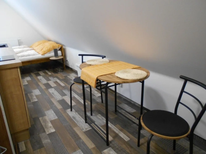 Economy room