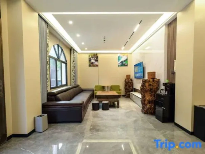 3 Bedrooms Suite